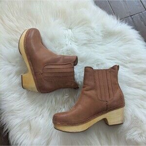 Frye and Co. Anthropologie Odessa Chelsea Boots Rust Brown Leather 5.5